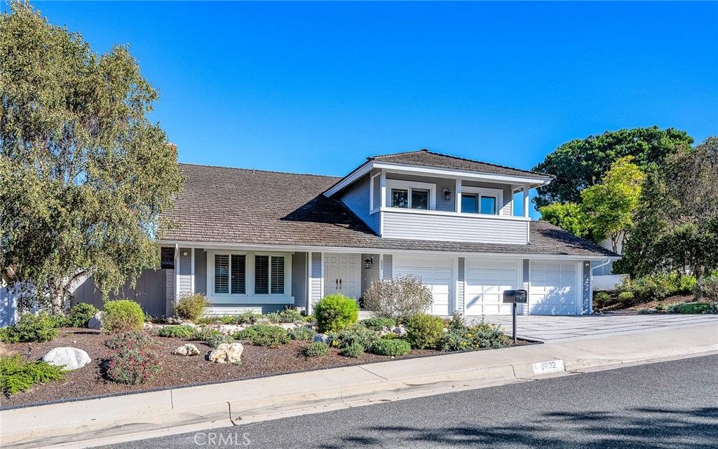Photo of 4032 Rousseau Ln Ln, Palos Verdes Peninsula, CA 90274 (MLS # PV25222862)