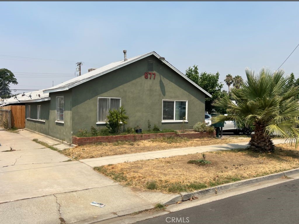 677 Magnolia Avenue