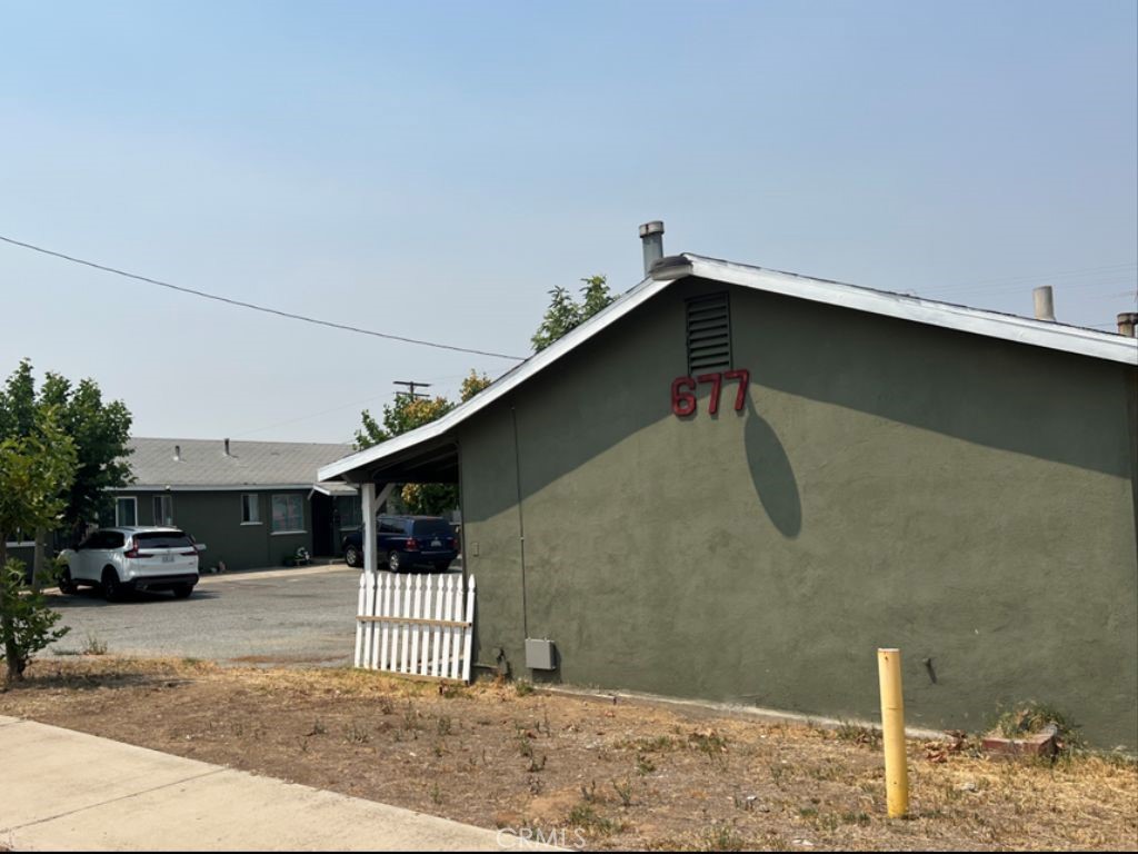 677 Magnolia Avenue