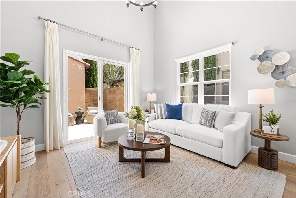 115 Painted Trellis, Irvine CA 92620 - Photo 8