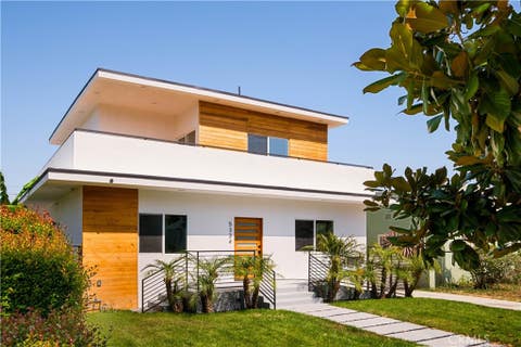 Photo of 5334 Chesley Avenue, Los Angeles, CA 90043 (MLS # OC26176678)