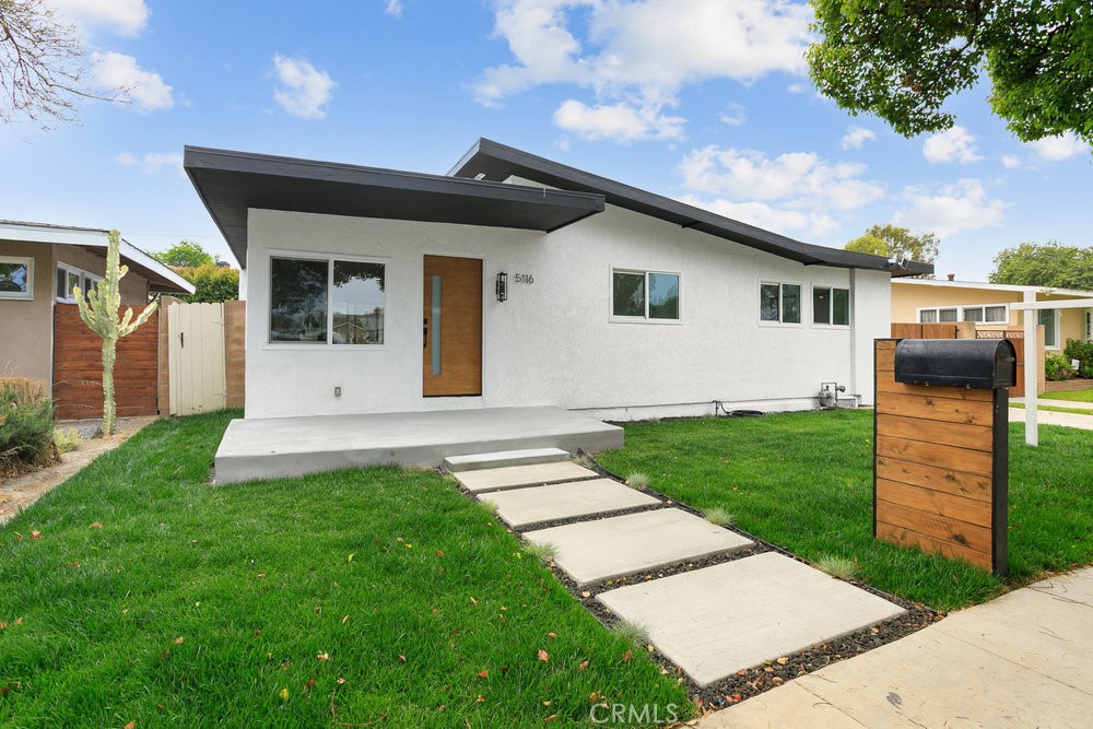 5116 E Wardlow Road