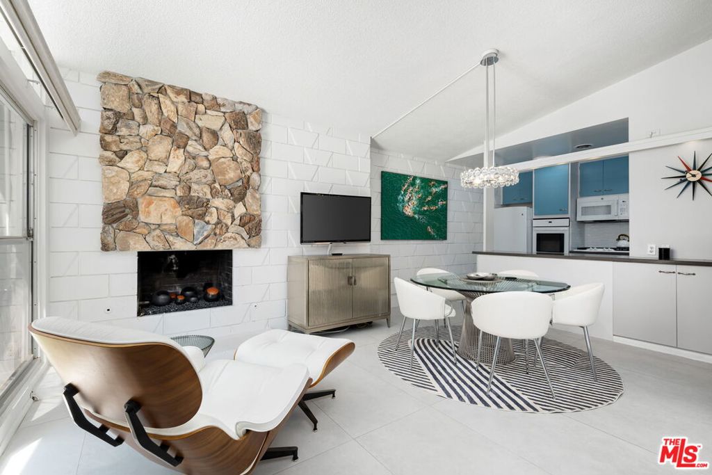 Calypso Palms - Residential Lease