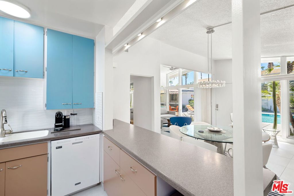 Calypso Palms - Residential Lease