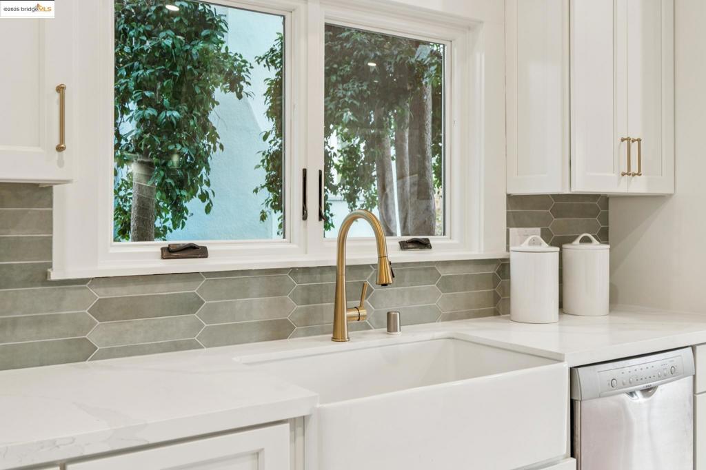 CROCKER HGHLANDS - Residential