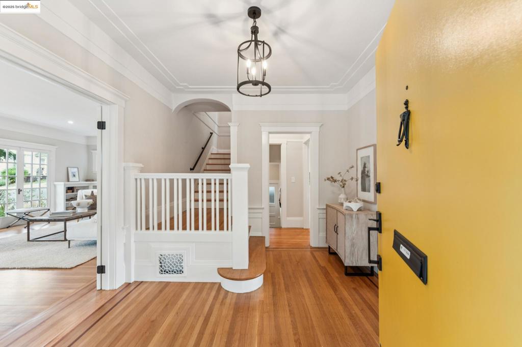 CROCKER HGHLANDS - Residential