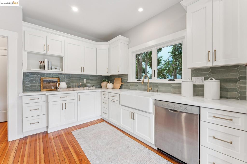 CROCKER HGHLANDS - Residential