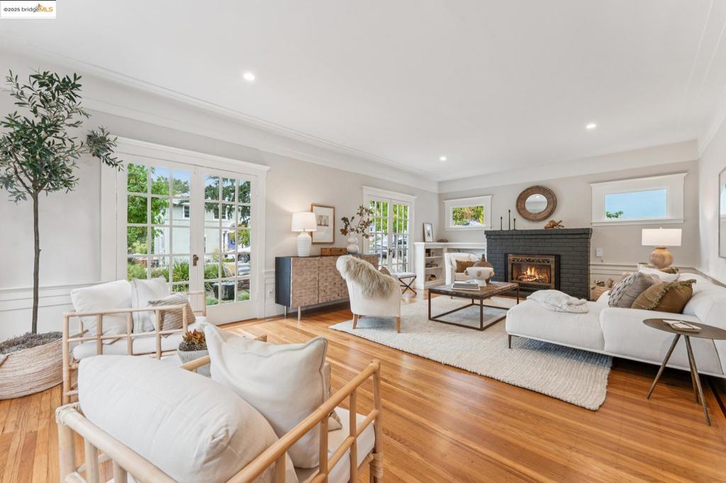 CROCKER HGHLANDS - Residential