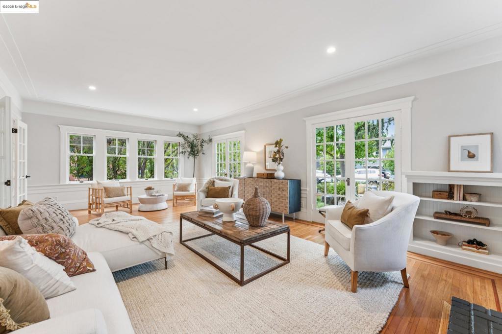CROCKER HGHLANDS - Residential
