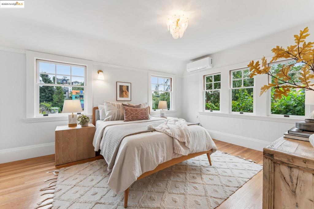 CROCKER HGHLANDS - Residential