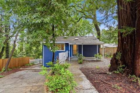 Photo of 18115 La Verne Drive, Los Gatos, CA 95033 (MLS # ML82057230)