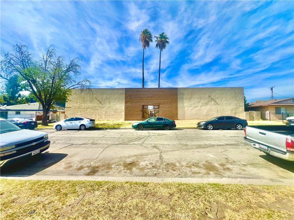 242 W Jackson