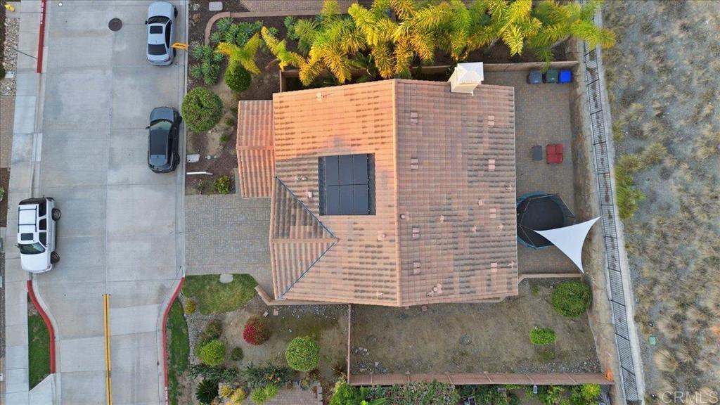1751 Avenida Regina