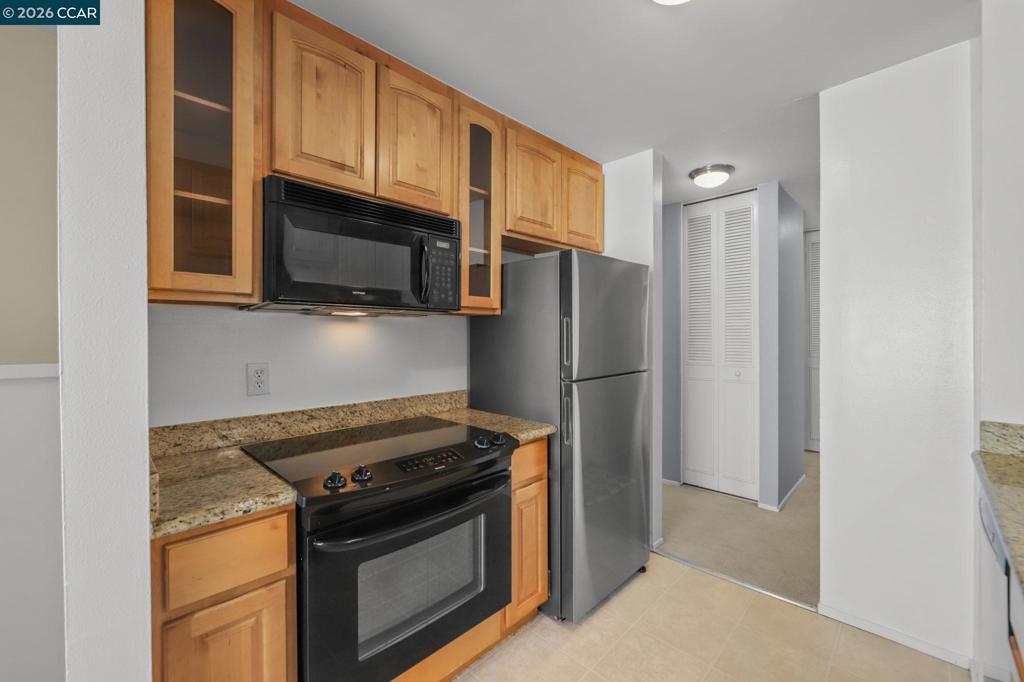 2562 Walnut Blvd 68
