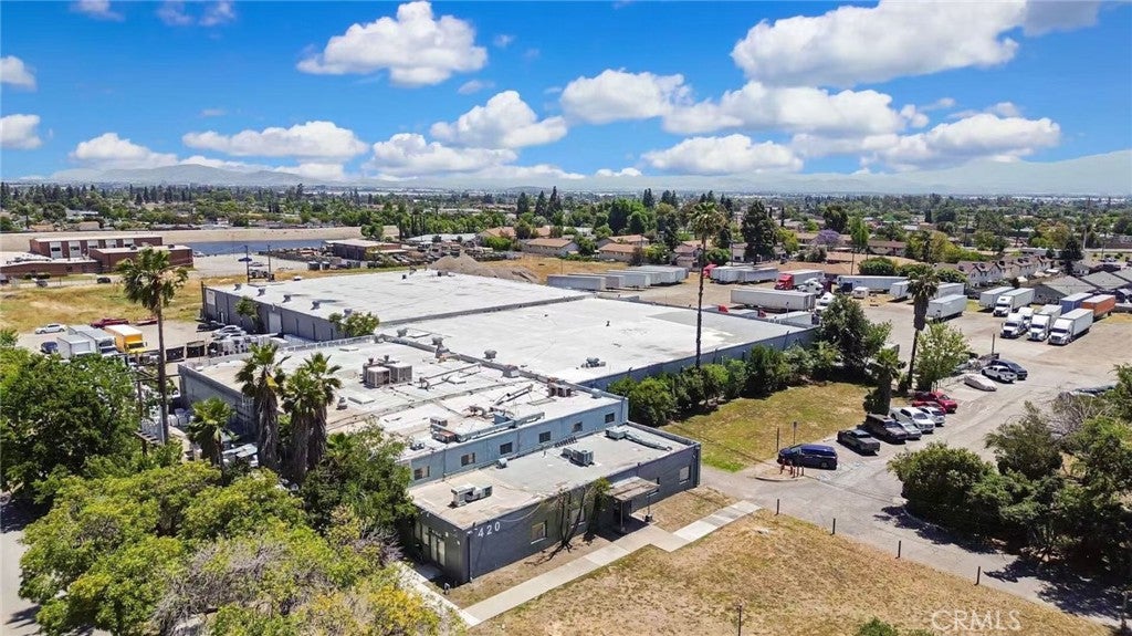 420 S 11Th Ave, Upland, CA 91786