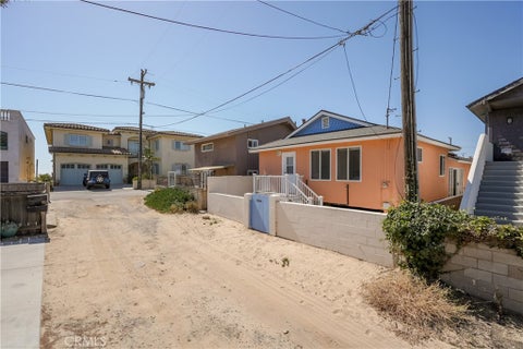 Tiny photo for 310 Utah Avenue AVE, Oceano, CA 93445 (MLS # NS26158370)