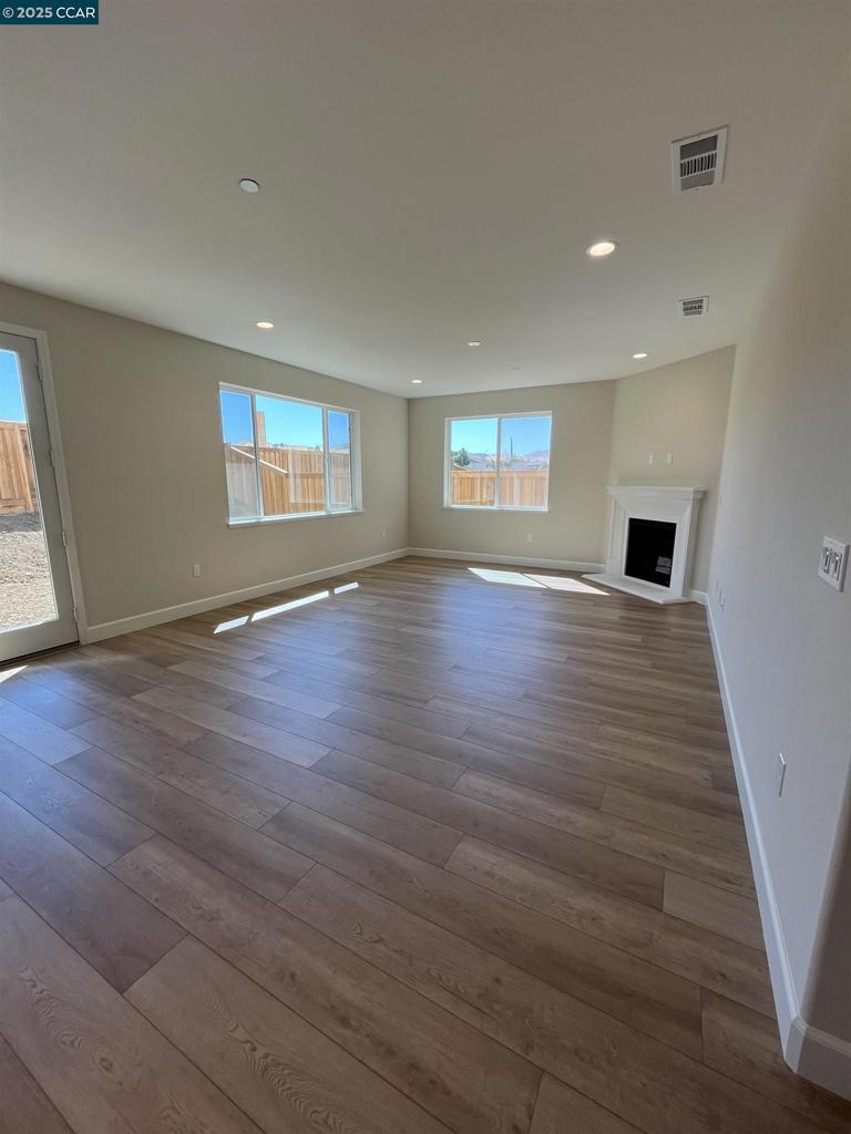 PITTSBURG - Residential