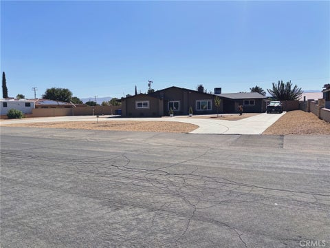 Photo of 13851 Titonka RD, Apple Valley, CA 92307 (MLS # IG26205790)