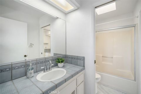 Tiny photo for 229 Pier Avenue Ave, Pismo Beach, CA 93449 (MLS # SC25268932)