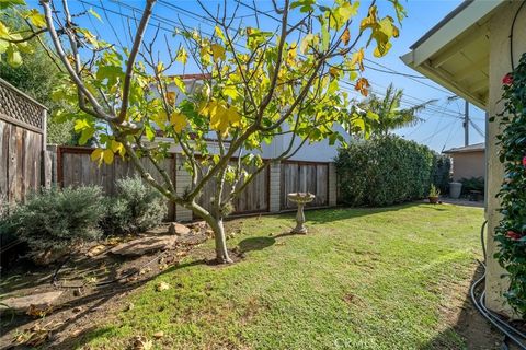 Tiny photo for 229 Pier Avenue Ave, Pismo Beach, CA 93449 (MLS # SC25268932)