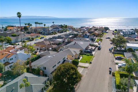 Tiny photo for 229 Pier Avenue Ave, Pismo Beach, CA 93449 (MLS # SC25268932)