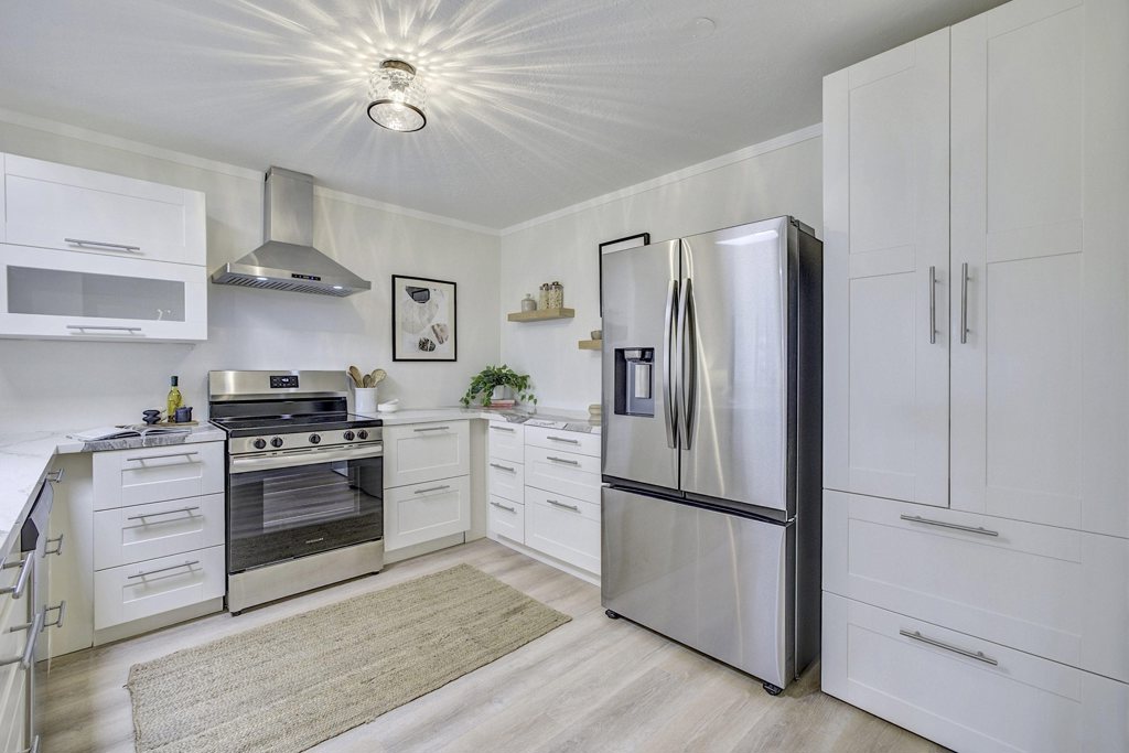 3750 Harrison St 304