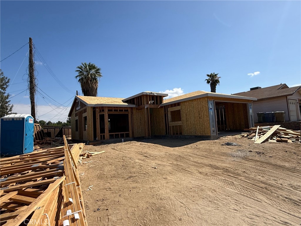 3008 Crestline