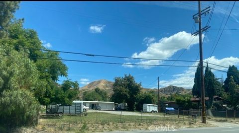 10307 Foothill Sylmar CA 91342