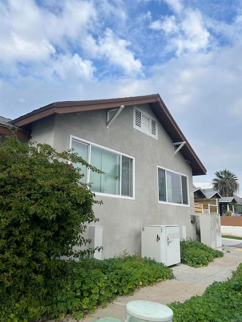 2520 24 L Street San Diego CA 92102