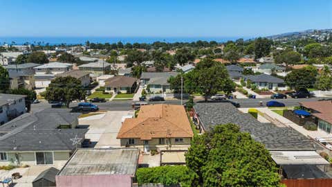 Tiny photo for 282 Estrella Street, Ventura, CA 93003 (MLS # V1-38113)
