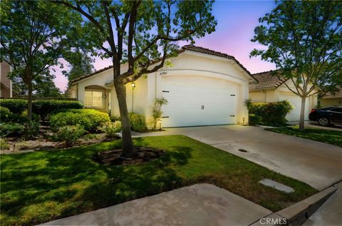 23981 Via Astuto Murrieta CA 92562