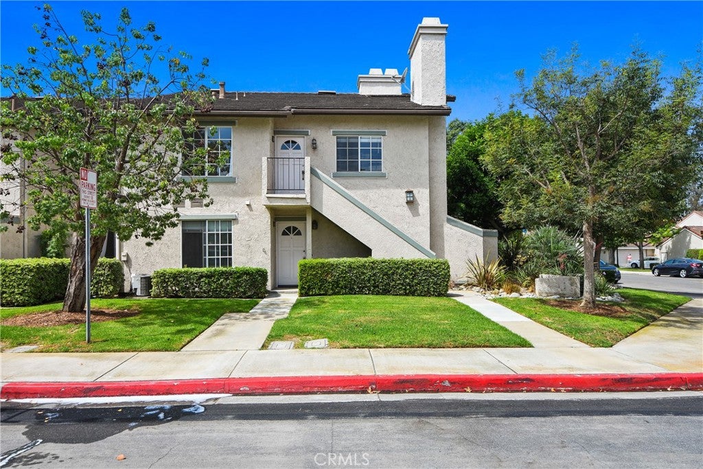 141 Oxford, Irvine CA 92612