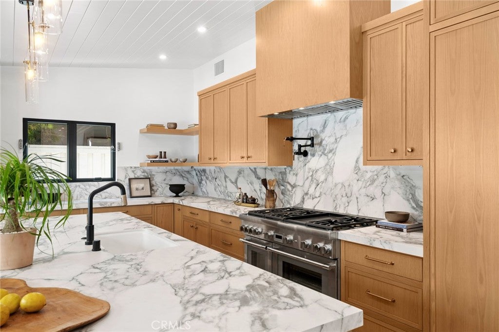 2501 Via Marina, Newport Beach CA 92660 - Photo 15