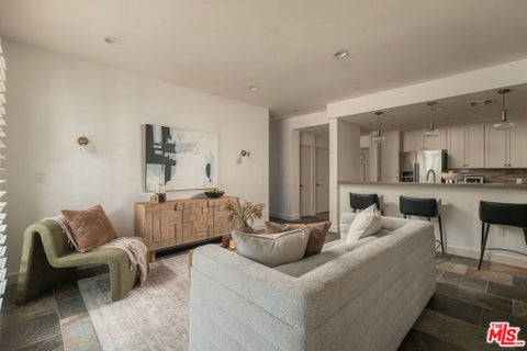 Tiny photo for 10639 Woodbridge Street #101, North Hollywood, CA 91602 (MLS # 26102927)