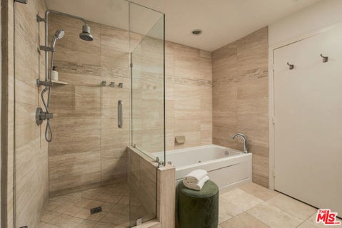 Tiny photo for 10639 Woodbridge Street #101, North Hollywood, CA 91602 (MLS # 26102927)