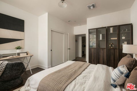 Tiny photo for 10639 Woodbridge Street #101, North Hollywood, CA 91602 (MLS # 26102927)