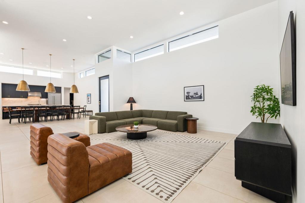 80933 Kiwi Court