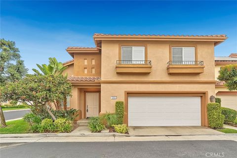 Photo of 12944 Maxwell Drive, Tustin, CA 92782 (MLS # OC26161244)