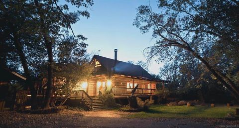 Photo of 3131 Pera Alta Dr Dr, Julian, CA 92036 (MLS # 250040167SD)