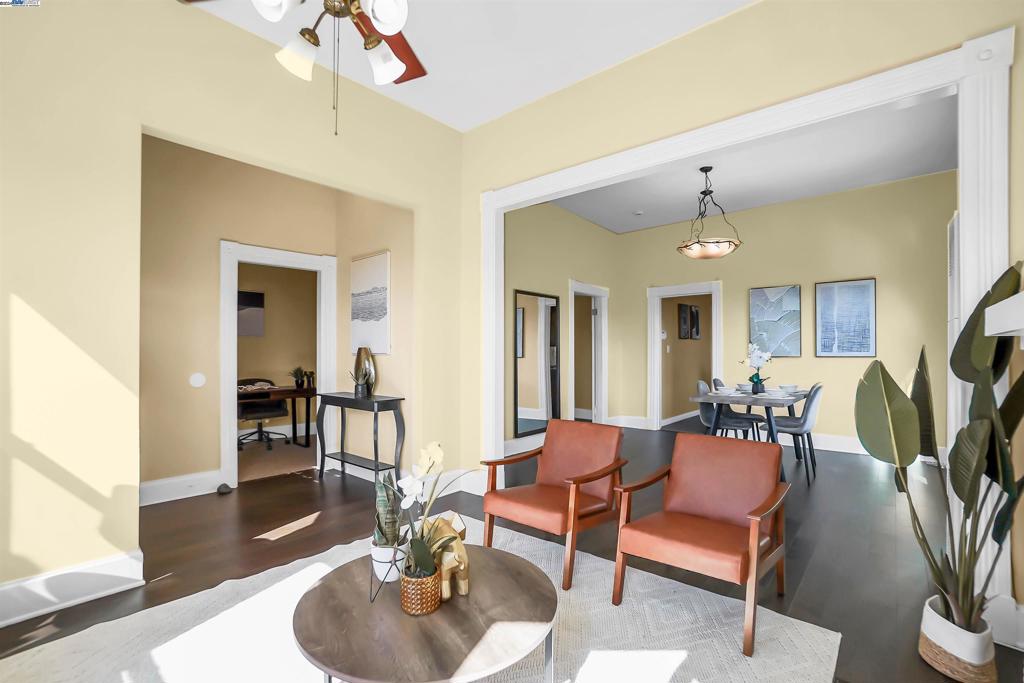 OAKLAND - Residential