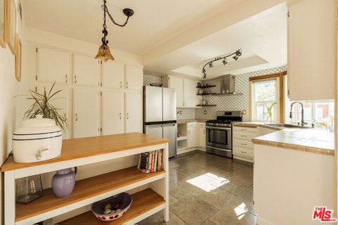 Photo of 16631 Algonquin Street, Huntington Beach, CA 92649 (MLS # 26843253)