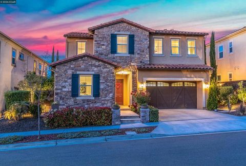 Photo of 2004 Drysdale St St, Danville, CA 94506 (MLS # 41126135)