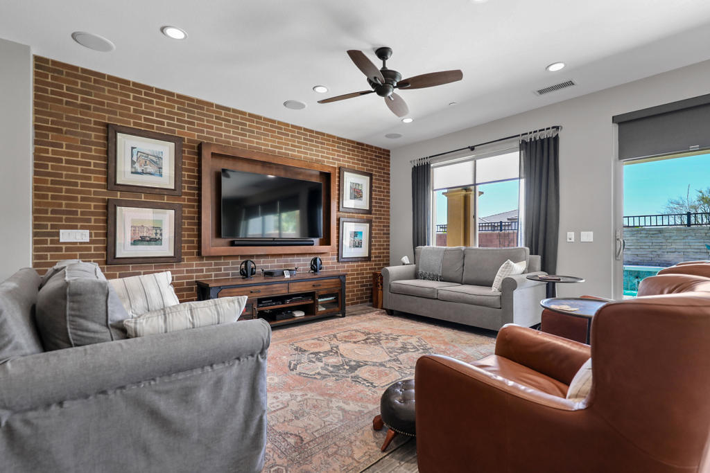 51653 Rolling Green Court