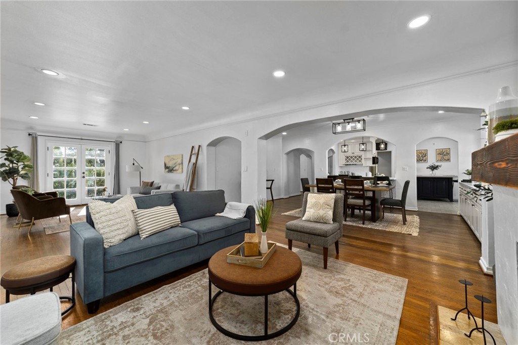 Properties 4 1697 N Allen