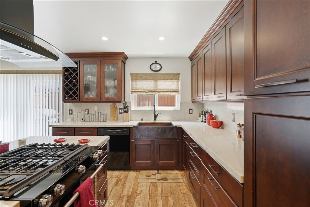 1710 Grant Ave 6