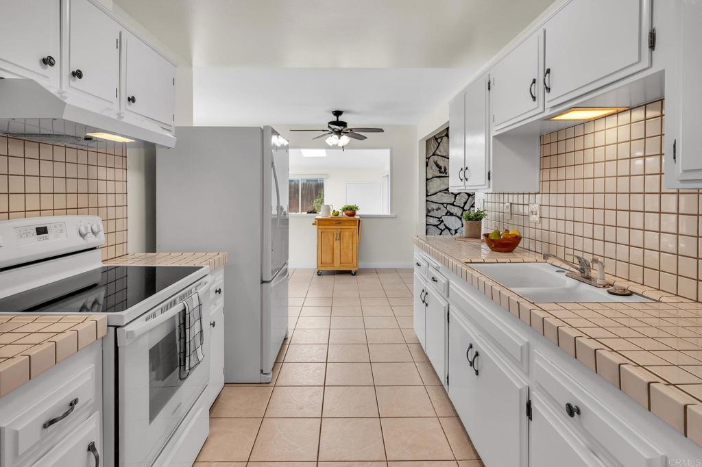 1122 Elrose Ct