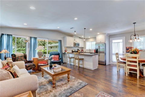 Photo of 176 Avenida Majorca #A, Laguna Woods, CA 92637 (MLS # OC26112204)