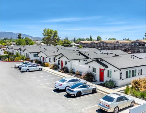Photo of 13537 5th Street, Yucaipa, CA 92399 (MLS # CV25239661)