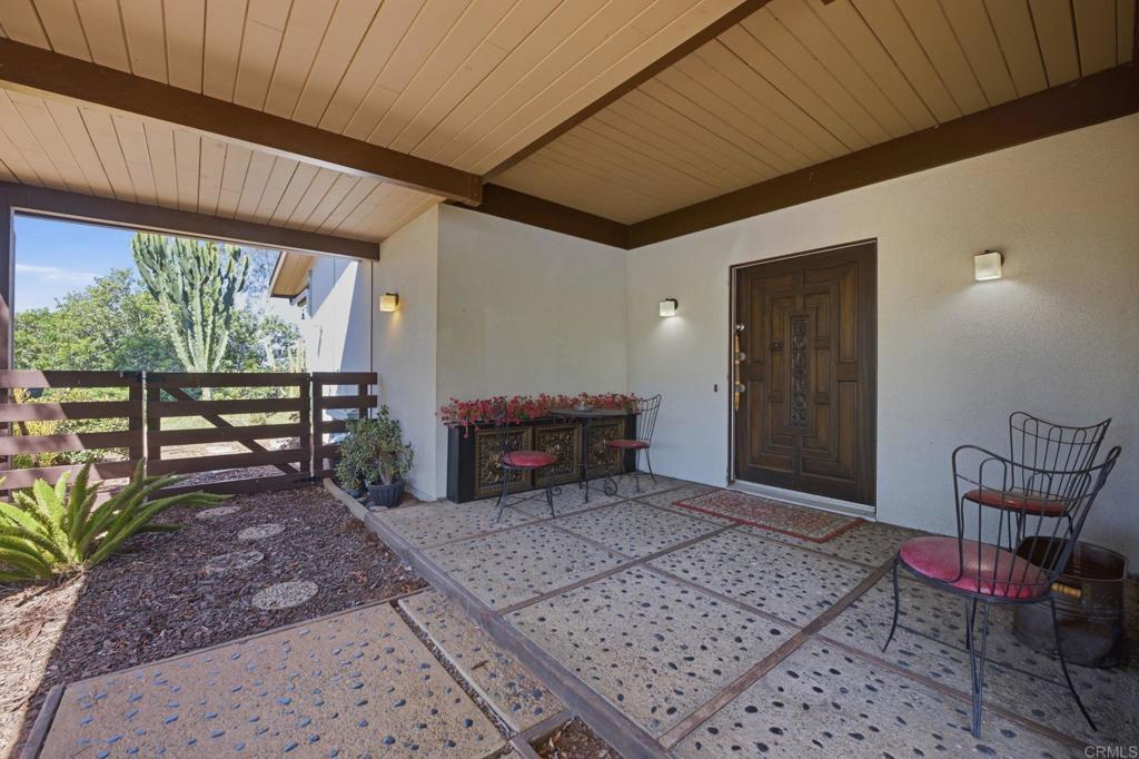 2106 Vista Grande Drive