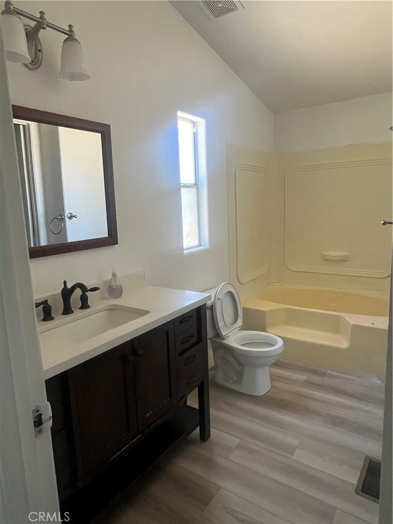 3255 E Avenue R 53